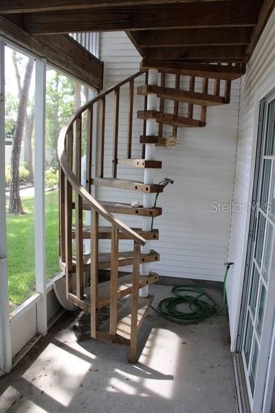 9722 Indian Key Trl Unit 116, Seminole, FL 33776 - view of staircase