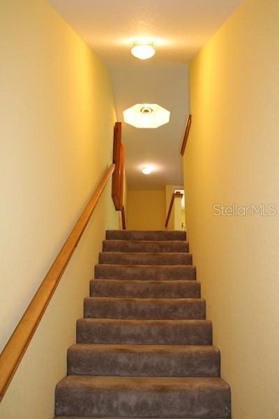 9722 Indian Key Trl Unit 116, Seminole, FL 33776 - view of staircase