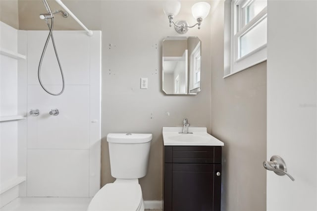 1212 Blake Ave, Auburndale, FL 33823 - full bathroom with a shower, toilet, and vanity