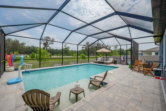 2781 Dolores Home Ave, Valrico, FL 33594 - outdoor pool featuring a patio area