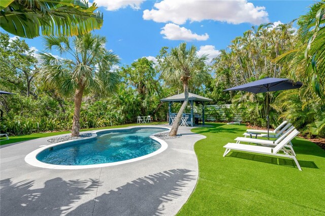 540 Gulf Bay Rd, Longboat Key, FL 34228 - photo 14
