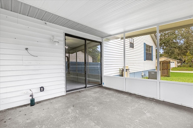3331 Lime Tree Dr, Edgewater, FL 32141 - view of unfurnished sunroom