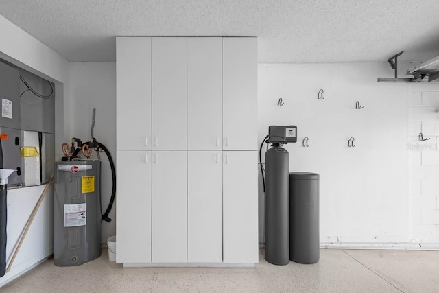 2516 New Haven Cir, Sun City Center, FL 33573 - utility room with electric water heater and heating unit