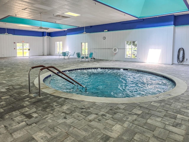 2516 New Haven Cir, Sun City Center, FL 33573 - view of pool featuring a pool and ceiling fan