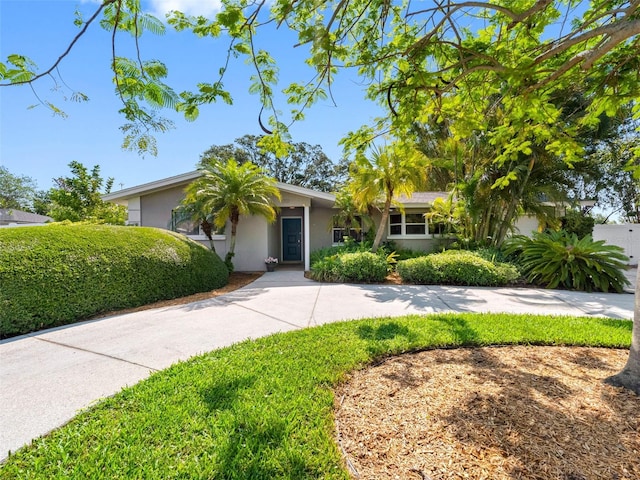 1701 38th St N, Saint Petersburg, FL 33713 - single story home featuring stucco siding
