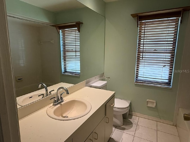 10811 Candlin Ct, Riverview, FL 33578 - full bathroom featuring toilet, tile patterned floors, vanity, and bathtub / shower combination