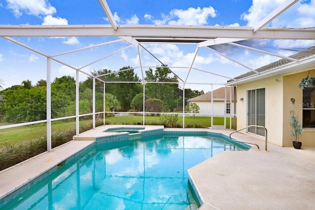 1212 Baycove Ln, Lutz, FL 33549 - view of pool with a patio, a lanai, and a pool with connected hot tub