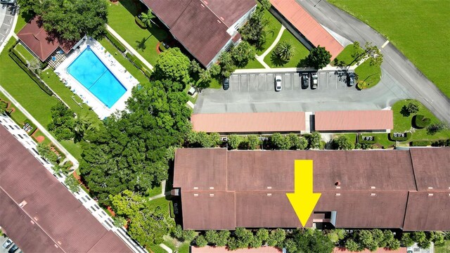 2593 Countryside Blvd Unit 7305, Clearwater, FL 33761 - aerial view of a pool area