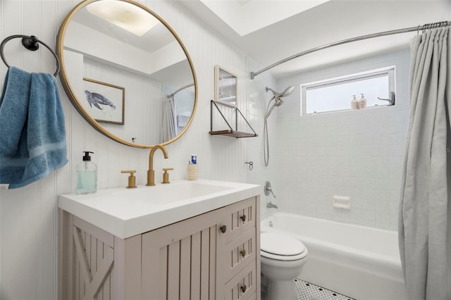 60 Lakeview Ct, Palm Harbor, FL 34683 - full bathroom featuring shower / bathtub combination with curtain, toilet, vanity, and tile patterned floors