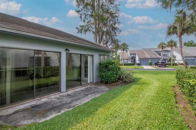 4234 Brentwood Park Cir, Tampa, FL 33624 - view of green lawn