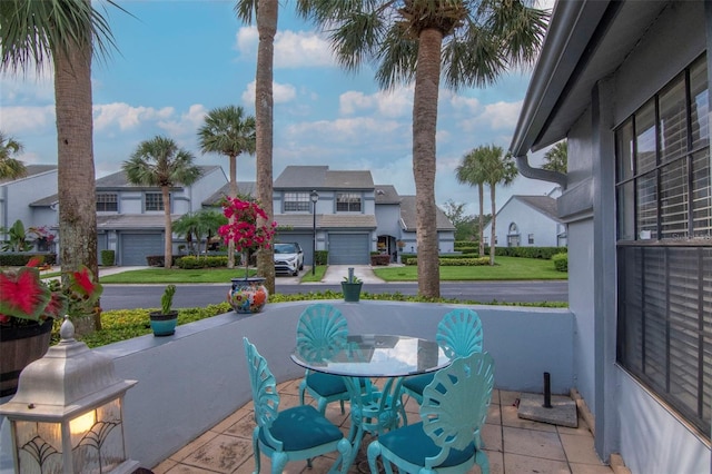 4234 Brentwood Park Cir, Tampa, FL 33624 - view of patio featuring a residential view