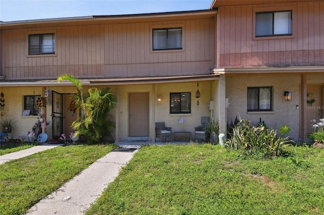 4017 Cedar Limb Ct, Tampa, FL 33614 - view of front of property with a front lawn