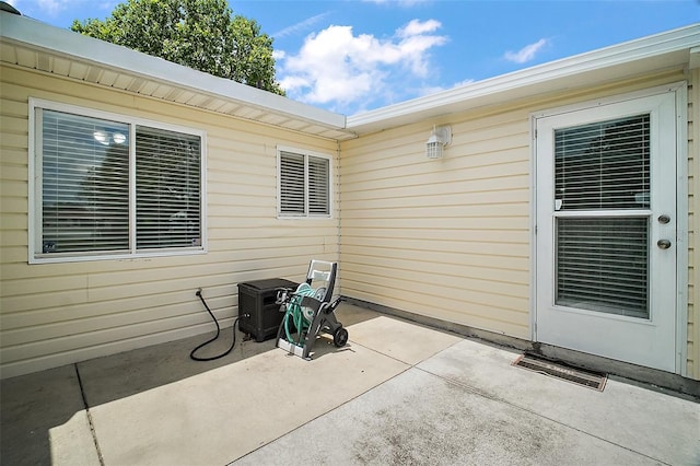 9755 SE 176th St, Summerfield, FL 34491 - view of patio / terrace