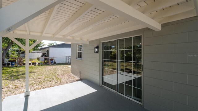 2613 E 113th Ave, Tampa, FL 33612 - view of patio / terrace