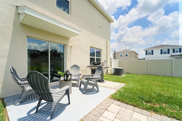 10826 Trailing Vine Dr, Tampa, FL 33610 - view of patio / terrace with cooling unit