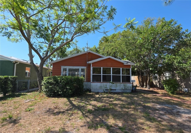 2326 Melrose Ave S, Saint Petersburg, FL 33712 - photo 1