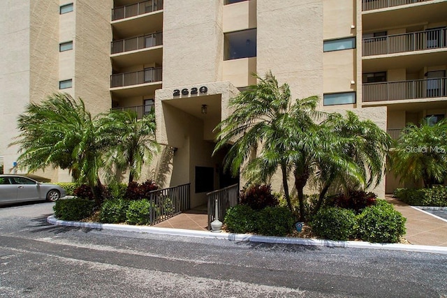 2620 Cove Cay Dr Unit 704, Clearwater, FL 33760 - view of apartment building / complex