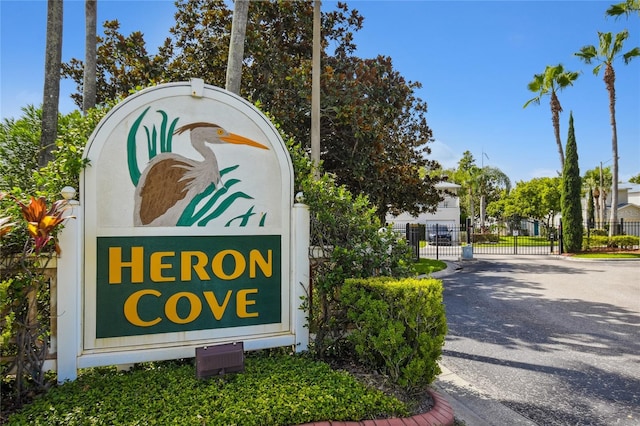 1624 Lullwater Ln, Lutz, FL 33549 - community / neighborhood sign featuring a gate