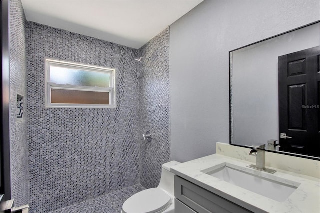 8603 N 9th St, Tampa, FL 33604 - full bath featuring a shower stall, toilet, and vanity