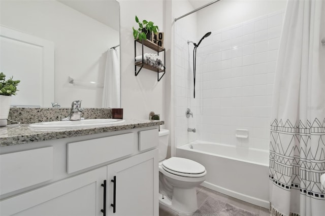 12517 Nantahala Run, Parrish, FL 34219 - bathroom featuring vanity, toilet, and shower / tub combo