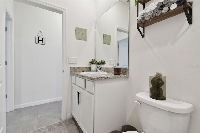 12517 Nantahala Run, Parrish, FL 34219 - half bath featuring vanity, toilet, and baseboards
