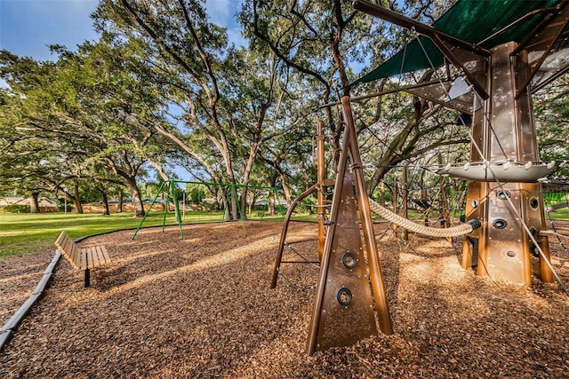 1766 Hitching Post Ln, Dunedin, FL 34698 - view of yard