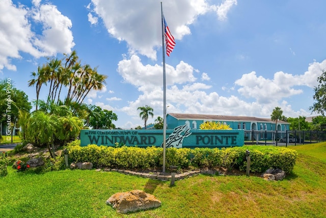 255 114th Ave N Unit 4, Saint Petersburg, FL 33716 - view of community sign