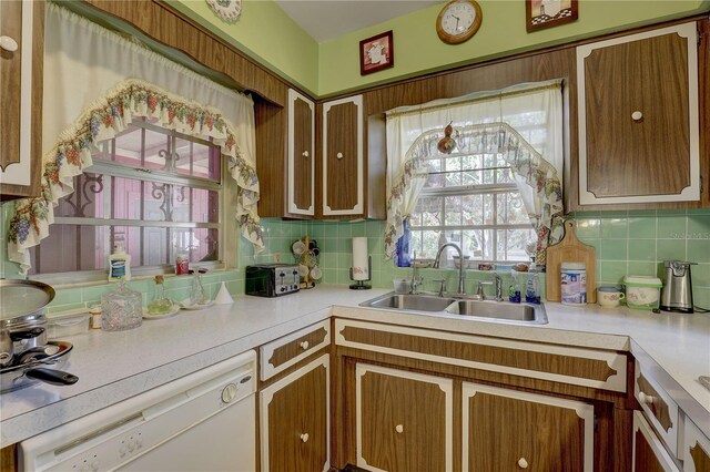 3104 W Powhatan Ave, Tampa, FL 33614 - photo 15