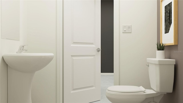 10233 Trumpet Honeysuckle Way, San Antonio, FL 33576 - half bathroom with toilet