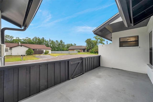 5306 Marlwood Ct, Tampa, FL 33624 - photo 6