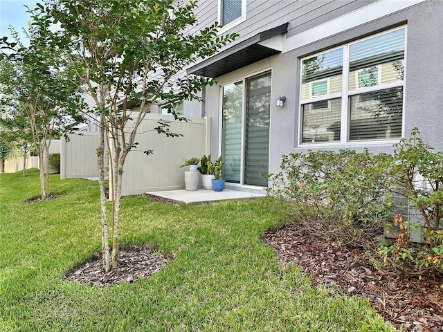 2717 Chestnut Creek Pl, Brandon, FL 33510 - view of yard