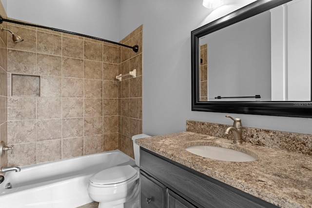 7713 Still Lakes Dr, Odessa, FL 33556 - full bath with vanity, washtub / shower combination, and toilet