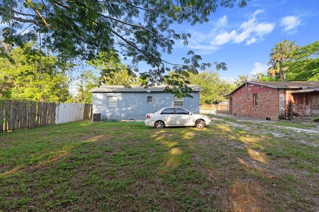 1224 S Delaware Ave, Deland, FL 32720 - view of yard featuring central AC unit