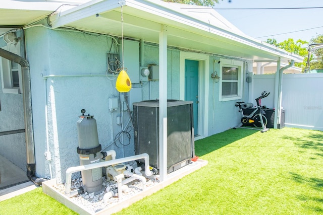 489 Fox Run Trl, Apollo Beach, FL 33572 - exterior space with central AC
