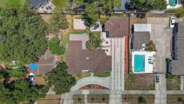 2449 16th St N, Saint Petersburg, FL 33704 - drone / aerial view of a pool