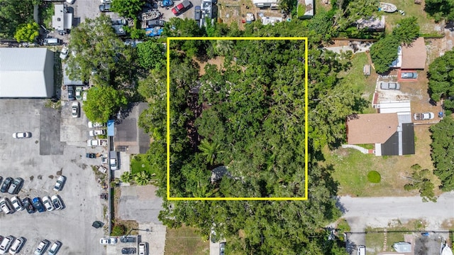 717 E 137th Ave, Tampa, FL 33613 - aerial view of property and surrounding area with property boundaries highlighted