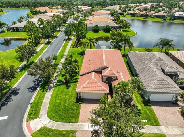 16227 Cape Coral Dr, Wimauma, FL 33598 - photo 2
