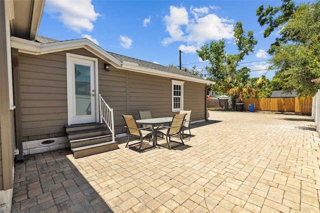 475 28th Ave N, Saint Petersburg, FL 33704 - view of patio featuring entry steps
