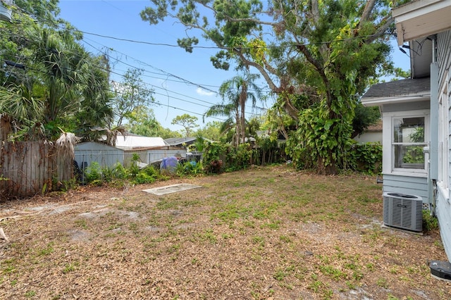6489 30th St N, Saint Petersburg, FL 33702 - view of yard with cooling unit