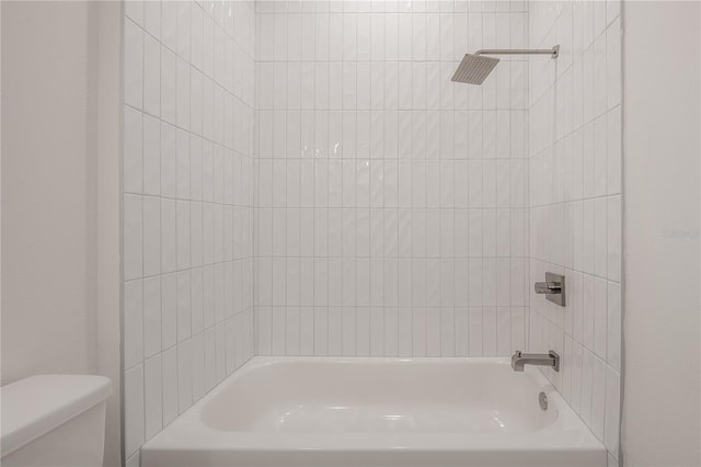 5530 N 9th St Unit 6, Tampa, FL 33604 - bathroom featuring toilet and shower / bath combination