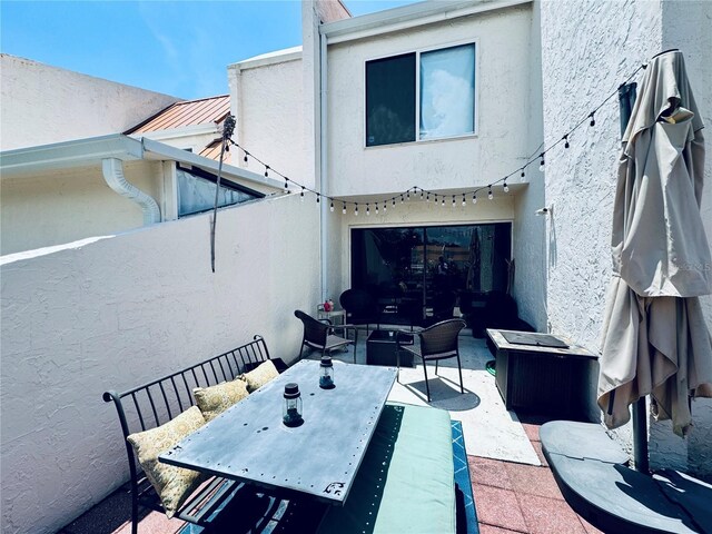 4360 Outrigger Ln, Tampa, FL 33615 - view of patio / terrace featuring outdoor dining area and outdoor lounge area
