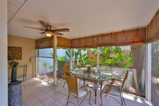 3053 S Concordia Ave Unit A, Tampa, FL 33629 - sunroom / solarium featuring a ceiling fan and outdoor dining space