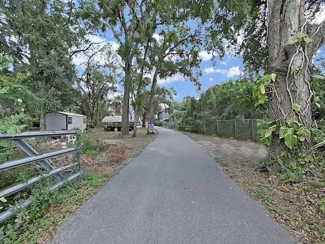 11337 Knights Griffin Rd, Thonotosassa, FL 33592 - photo 6