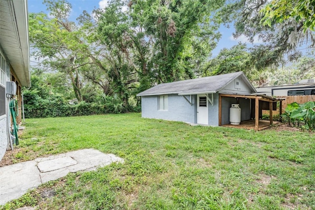 7347 Pulsar St, New Port Richey, FL 34652 - view of yard with an outbuilding