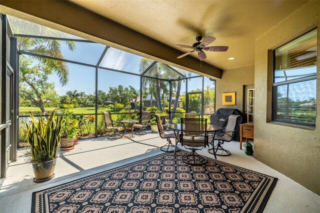 347 Cockle Shell Loop, Apollo Beach, FL 33572 - sunroom with outdoor dining space and a ceiling fan