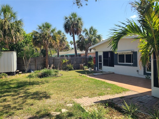 860 Bruce Ave, Clearwater Beach, FL 33767 - view of yard with a patio area