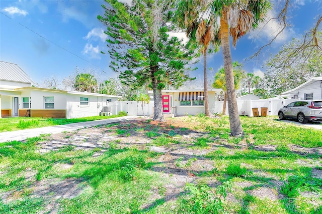 112 11th Ave, Indian Rocks Beach, FL 33785 - view of yard