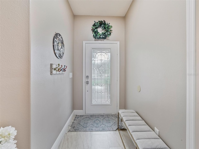 31201 Shaker Cir, Wesley Chapel, FL 33543 - doorway featuring baseboards