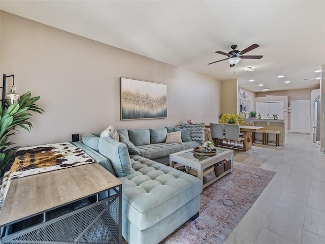 31201 Shaker Cir, Wesley Chapel, FL 33543 - living area featuring a ceiling fan and recessed lighting