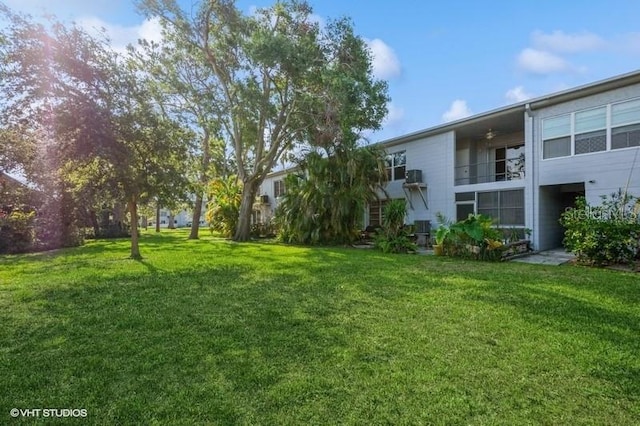 4325 58th Way N Unit 1527, Kenneth City, FL 33709 - view of green lawn